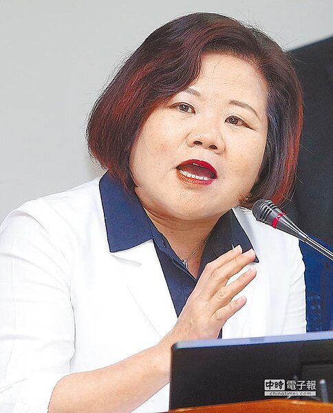 勞動部長許銘春。圖/王英豪