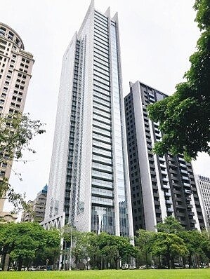 「宝格」為大陸建設在台中首個豪宅案,由義大利設計師規畫設計,外觀吸睛外,內部裝設也走義式奢華風。 圖/聯合報系資料照片