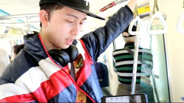 孫安佐成為Youtuber,頻道短短一個月已有13萬人訂閱。 圖/擷自Youtube