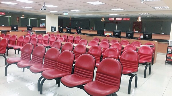 今(19)日是第一次周六補上班,但台股不開市。圖/業者提供