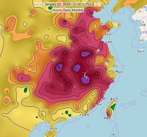 中央氣象局副局長鄭明典表示，靠近大陸的金門、馬祖，承受大陸霾的顯著影響。圖／擷自Berkeley Earth