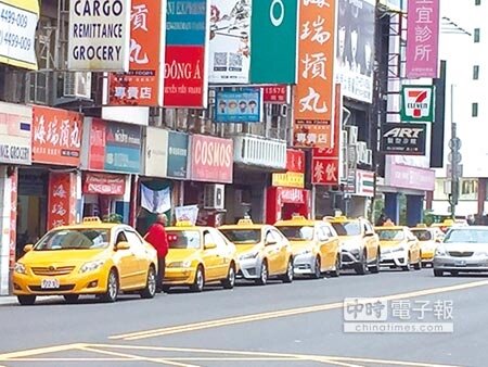 
新竹市府公告春節9天期間，計程車運價按原規定收費方式加收3成。（邱立雅攝）
 