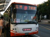 北市公車高營收路線接駛　8年為限