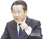 顧立雄：金融業賺錢　都應加薪