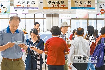 財政部全面檢討現有法令欠稅強制執行、繳交滯納金等規範，調和現行《稅捐稽徵法》與《納保法》重複或過嚴苛之處。（本報資料照片） 