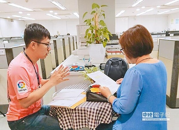 新北市勞工局去年經手勞工退休準備金領回的審查案件,總計幫勞工追回逾1600萬元的舊制退休金。(譚宇哲翻攝)