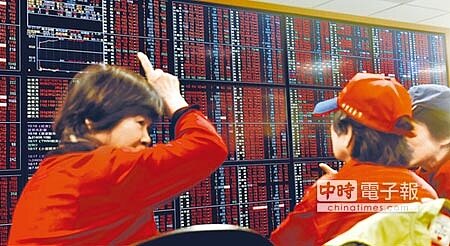 目前大盤指數已來到高檔,台股有機會挑戰萬點。圖/本報資料照片