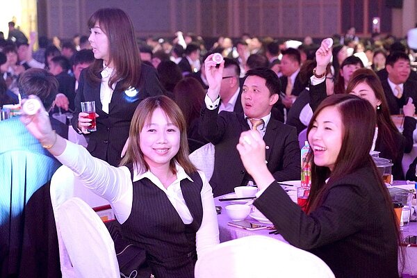 永慶加盟三品牌竹苗區尾牙,現場氣氛熱絡。