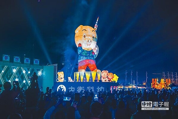 2019南投燈會主燈璀璨,美不勝收。(沈揮勝翻攝)