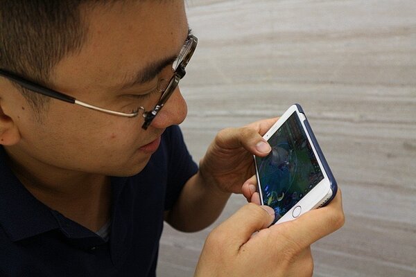 手遊成癮到底是怎麼造成的?有專家親自實驗後,發掘出5大超中肯驚人真相。聯合報系資料照片