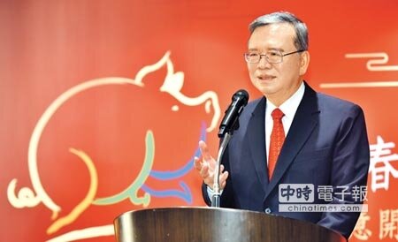 
中華電信董事長鄭優14日宣布「躍升2021：RISE ON, TOGETHER」轉型計畫啟動。圖／顏謙隆
 