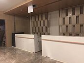 現場傻眼！他上知名訂房網站　訂到未完工旅館