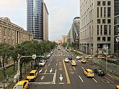 客人已挖到地下室　　學者：再下去恐發生棄屋潮