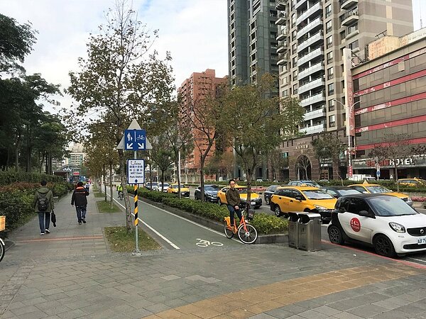 只願低接不想追價,北市中高總價住宅出現僵屍價。