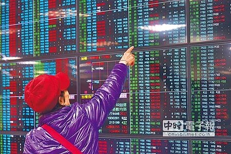 台股本周持續挑戰年線關卡,市場聚焦新一波法說會、摩台期結算及MSCI最新台股權重生效等三大因素。圖/本報資料照片