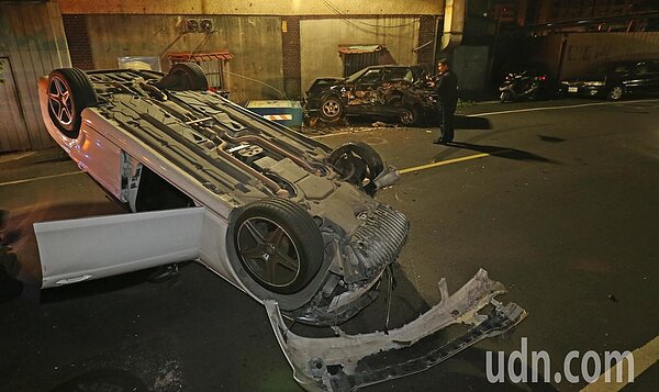 酒駕奪命事故層出不窮，法務部擬修法提高酒駕致人於死者的刑期。本報資料照片