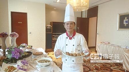 搶搭「韓流」列車,蓮潭國際會館及高雄國際會館中西餐及大廳酒吧3月份起推出韓式料理和台式小吃。圖/林憲