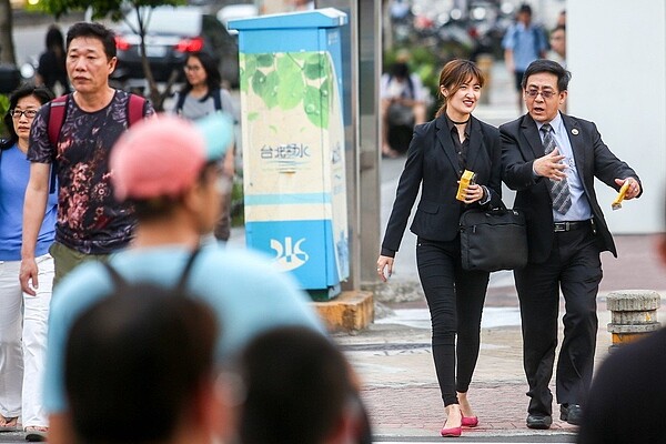 年後轉職潮持續發燒,1111人力銀行觀察分析後,統計出2019年6大熱門工作。 聯合報系資料照/記者王騰毅攝影