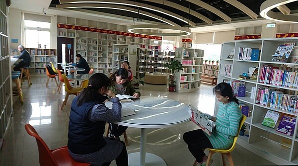 新竹建案考慮加強公設閱覽室前,早有建商已搶先嗅到商機。(圖/新竹市政府提供)