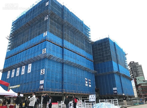 三峽國光段青年社宅,距離捷運三鶯線非常近。李彥穎攝