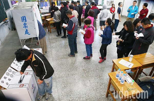 明年總統、立委選舉，內政部為避免過去假新聞影響選舉，通過修正選罷法草案。圖／本報資料照片