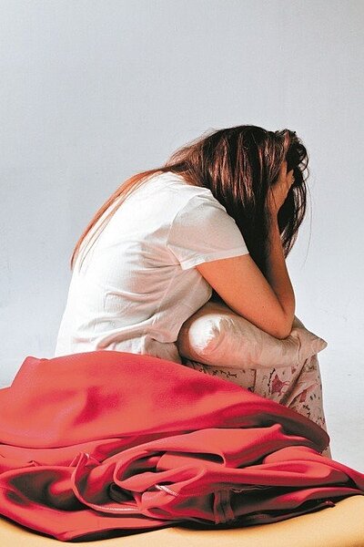 女性更年期後，沒了荷爾蒙的保護，使血管彈性變差，因心血管疾病死亡的機率每5歲就增加近1倍。圖／本報資料照片