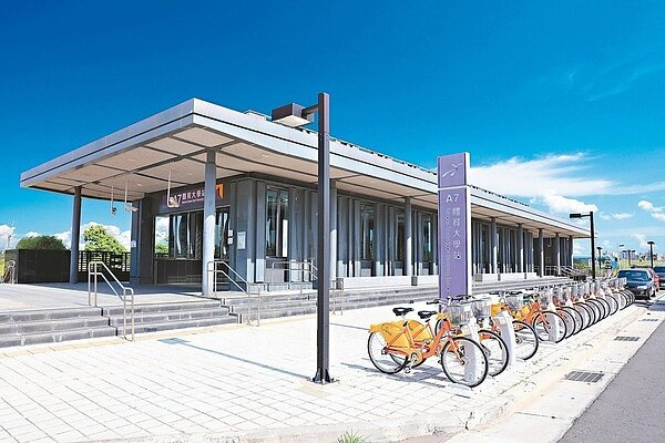 機捷A7站產業進駐，帶來工作機會，加上房價二字頭，可望成北台房市新星。 圖／東森房屋提供