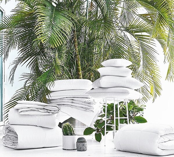 冬被收納掌握鬆纖維、去汙、除濕、收摺四個步驟。 圖／FRETTE提供