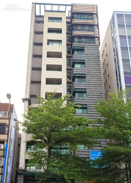 依據北市府公告,行天宮公宅的12坪套房月租,比起郝市府時期,約調漲17.5%。翻攝北市府官網