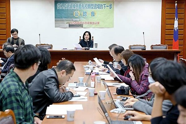 先前立法院舉行「從私校退場條例看私校轉型退場的下一步」公聽會,邀請私校校長、教育部官員與學者發表意見。(張鎧乙攝)