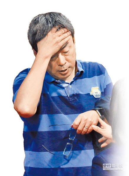 民進黨立委段宜康因指控不實登報道歉，心裡仍不甘願，在臉書寫下「我心裡當然很幹」。（本報資料照片）