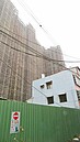 高樓建案擾鄰　粉塵飛落民家