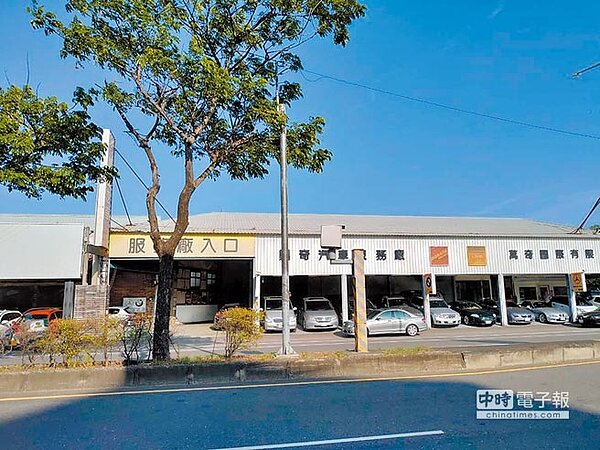 台一線北上201.4公里是彰化縣測錄超速第1名，將要轉向往南執法。（吳敏菁翻攝）