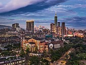 「全台最貴籃球場」華麗變身　國際頂級酒店進駐信義區