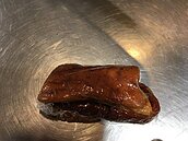 就是罰不怕！違法攜帶陸豬肉製品再查獲　返台開罰20萬