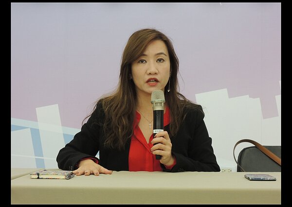 高市準新聞局長王淺秋表示,建賽馬場之事還不是具體要執行的政策,尚待專業的評估。記者楊濡嘉/攝影