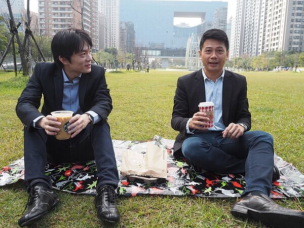 準台中市長盧秀燕12月25日就職將在市政公園,邀請市民一起來野餐,就職典禮開始後首長們會一起坐在草地上和市民野餐。記者喻文玟/攝影