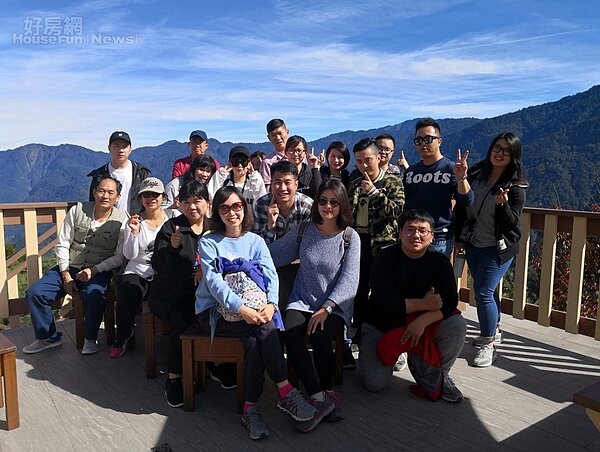 永慶不動產新竹忠孝一品加盟店不開除員工哲學，一年二度的員工旅遊，出遊費用全部店裡買單!