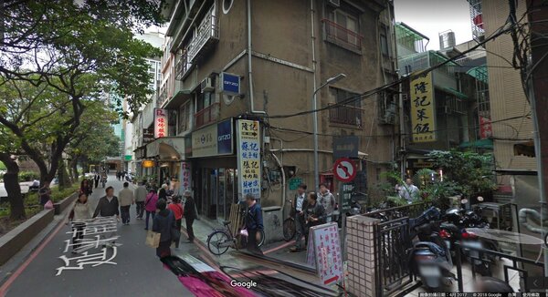 北市中山堂附近知名上海餐館「上海隆記菜飯」，日前宣告將在本月31日結束營業。圖取自google map
