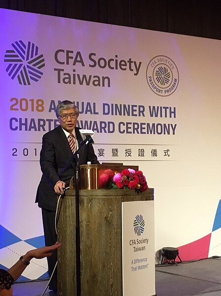 日本野村總合研究所首席經濟學家辜朝明,出席去年底的CFA台灣分會歲末晚宴。圖/ CFA台灣分會提供
