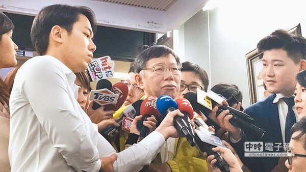 台北市長柯文哲連日均未安排公開行程，但4日仍空出時間接受媒體訪問。（張潼攝）