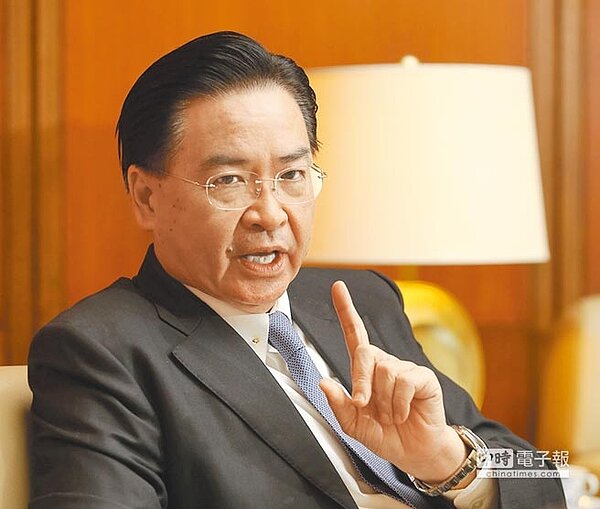 外交部長吳釗燮3日接受中國時報專訪。(王英豪攝)