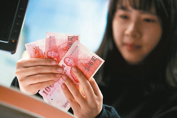 政府要趕在過年前發紅包,發放對象尚未最後確定。 圖╱聯合報系資料照片