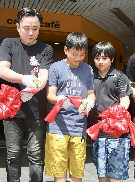 小彬彬溫兆宇在長安東路開的店也收攤了。圖／本報資料照