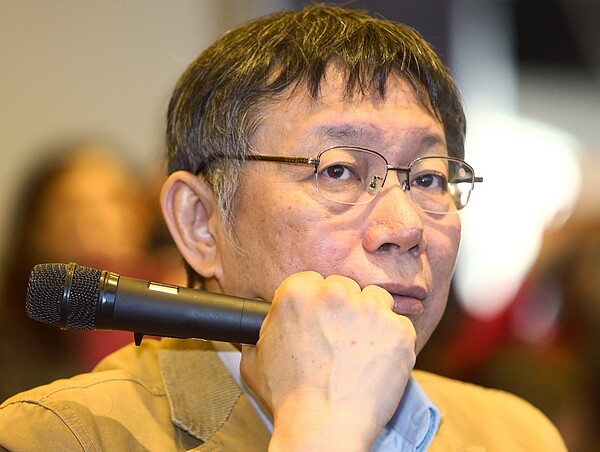 柯文哲點名捷運局、都發局與文化局等三局處,質疑這三局處列管案件逾期率高,反映局處管理鬆散,要求盡速改善。聯合報系資料照片/記者杜建重攝影