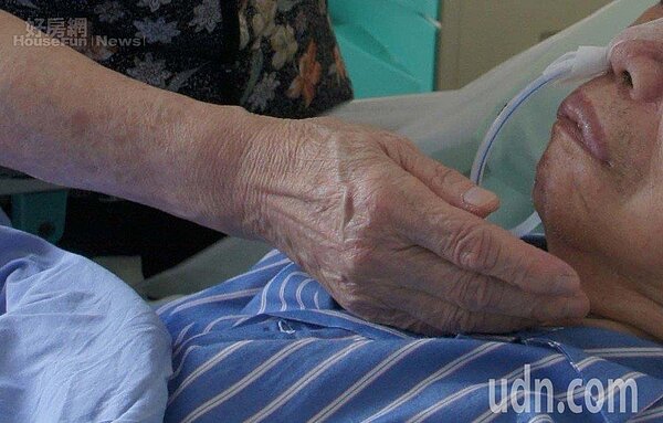 全台每年約20萬多人使用,管餵機會更高出日本5倍以上。 圖/聯合報系資料照片