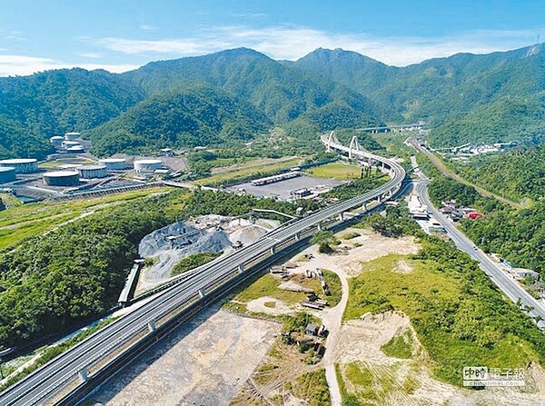 隨著蘇花改預計明年1月全線通車，北花客運也確定上路。（蘇花改工程處提供）