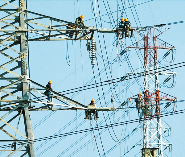 中油、台電、台糖、台水等國營事業,今年都有招考計畫,但國營事業鐵飯碗不好搶,錄取率都只有個位數。 圖/聯合報系資料照片