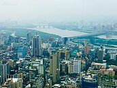 「炒房客」和「房地產開發商」被套牢了嗎？