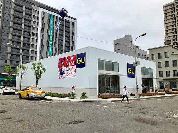 來自日本超人氣流行服飾品牌「GU」，在台灣市場的擴點計畫如火如荼展開，海外首間路面店將於5月10日在台中市崇德商圈正式亮相。記者宋健生/攝影